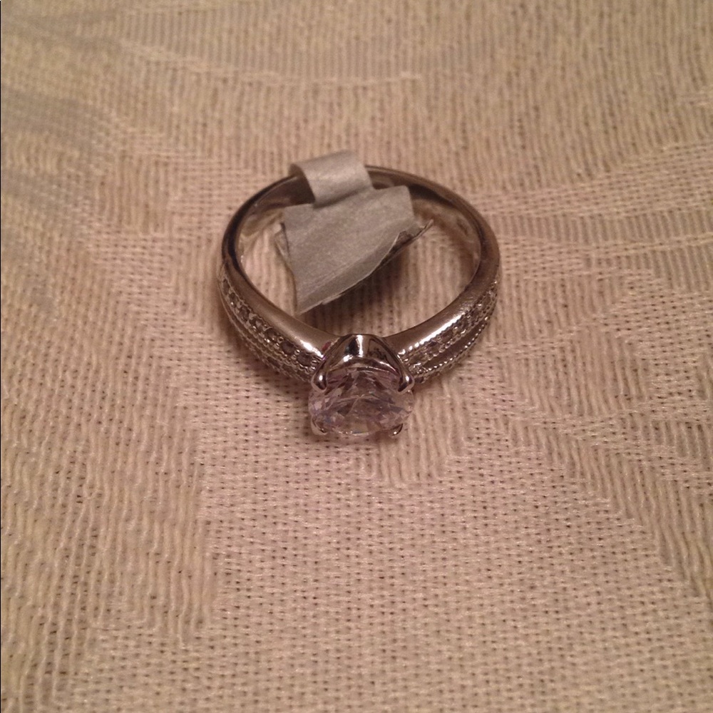 Jewelry - Picture 2 of 5